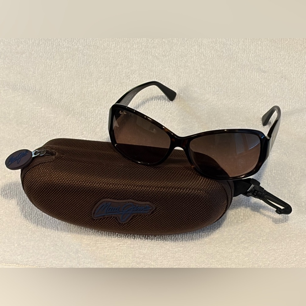 Women’s Maui Jim Nalani MJ295 10 61 16 Shades Sunglasses with Gradient lenses